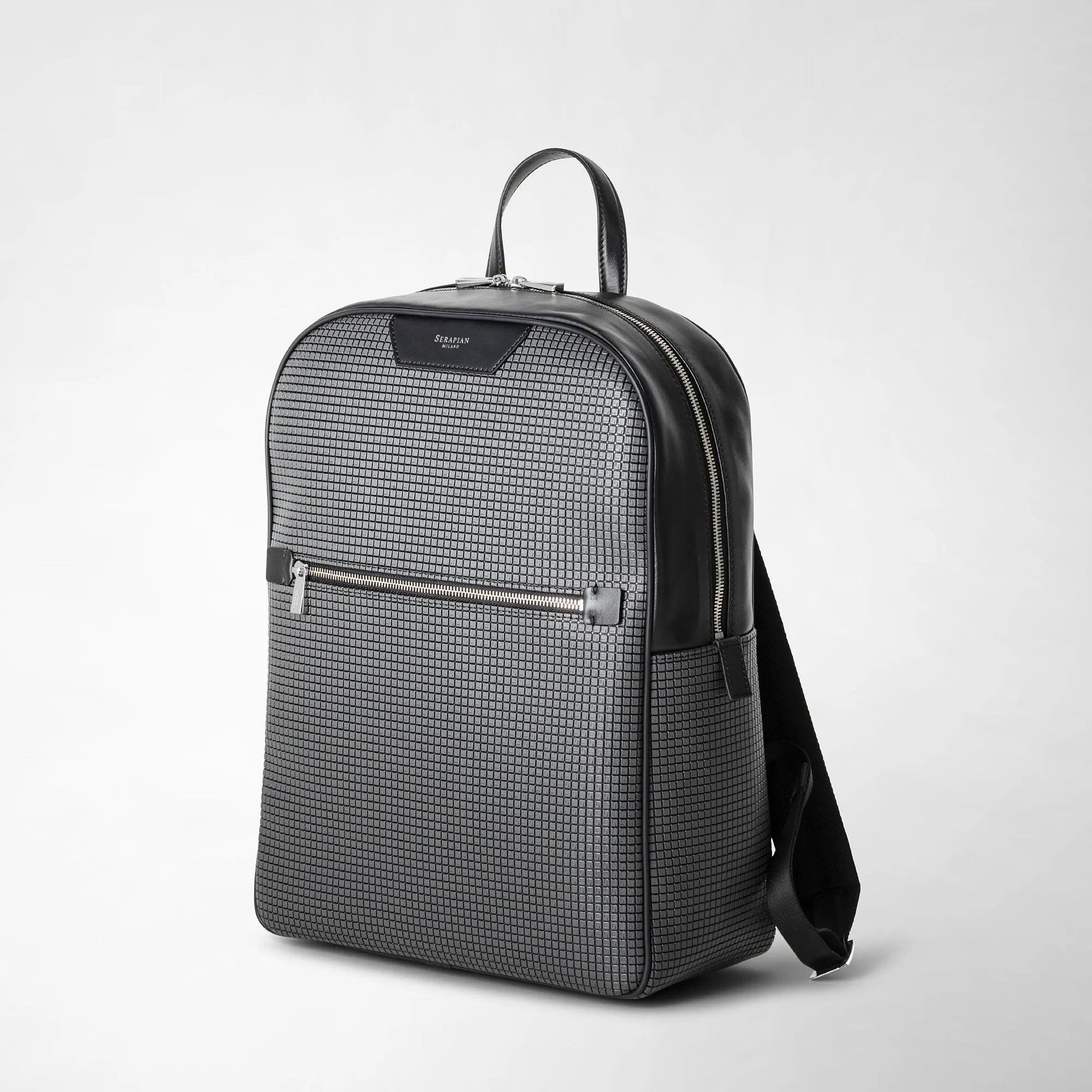 BACKPACK IN STEPAN