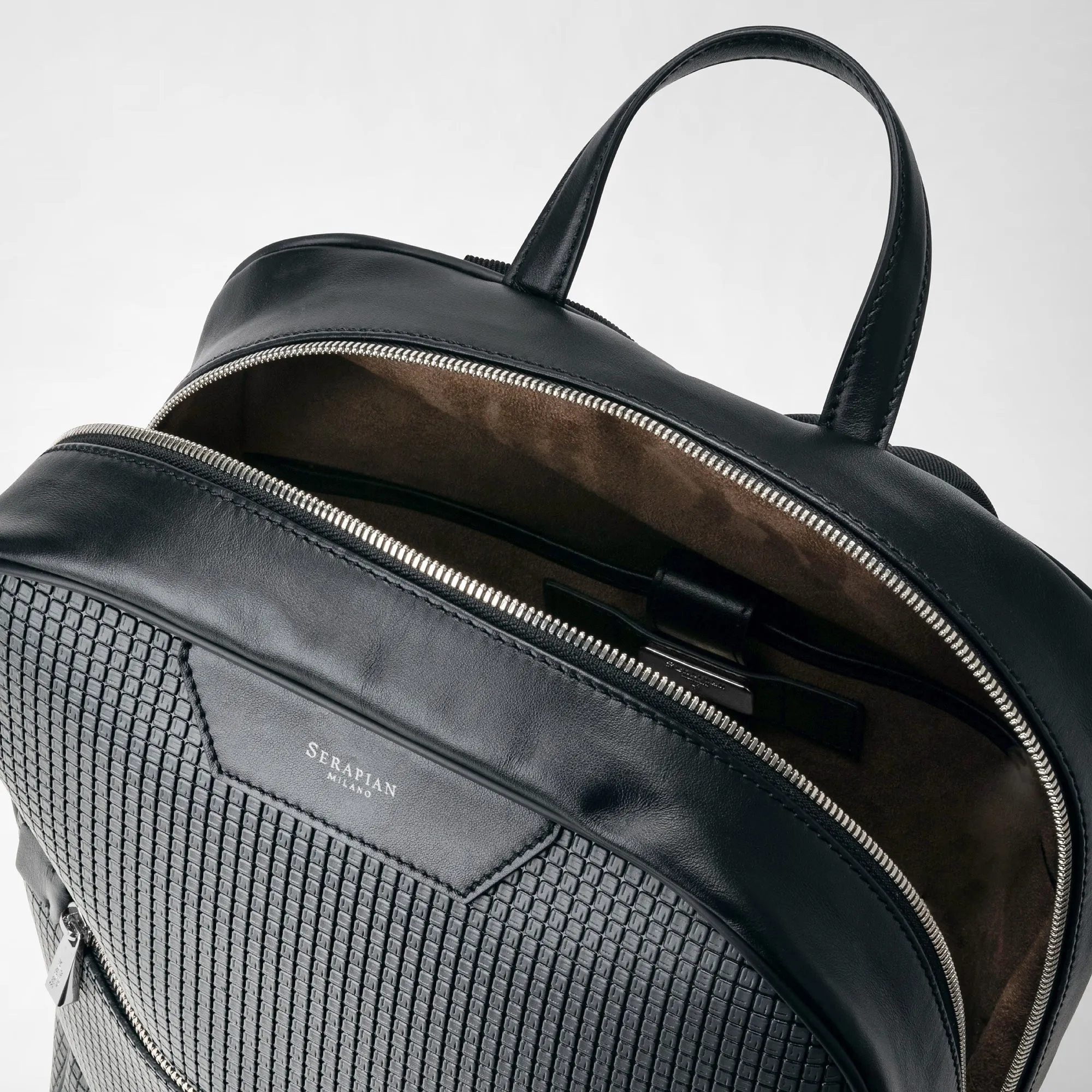 BACKPACK IN STEPAN