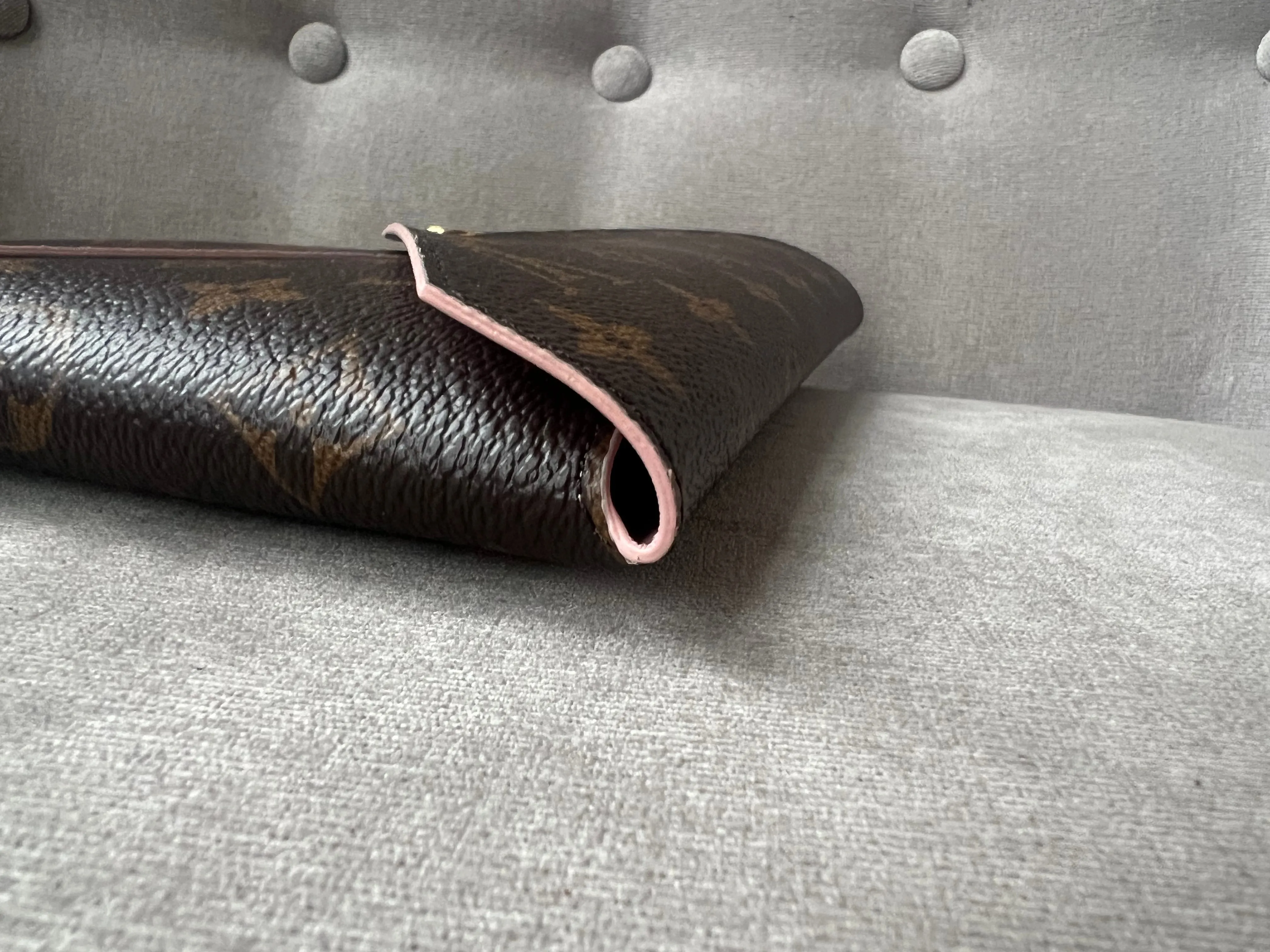 Trendy Inspired Louis Vuitton Large Kirigami Pouch Monogram