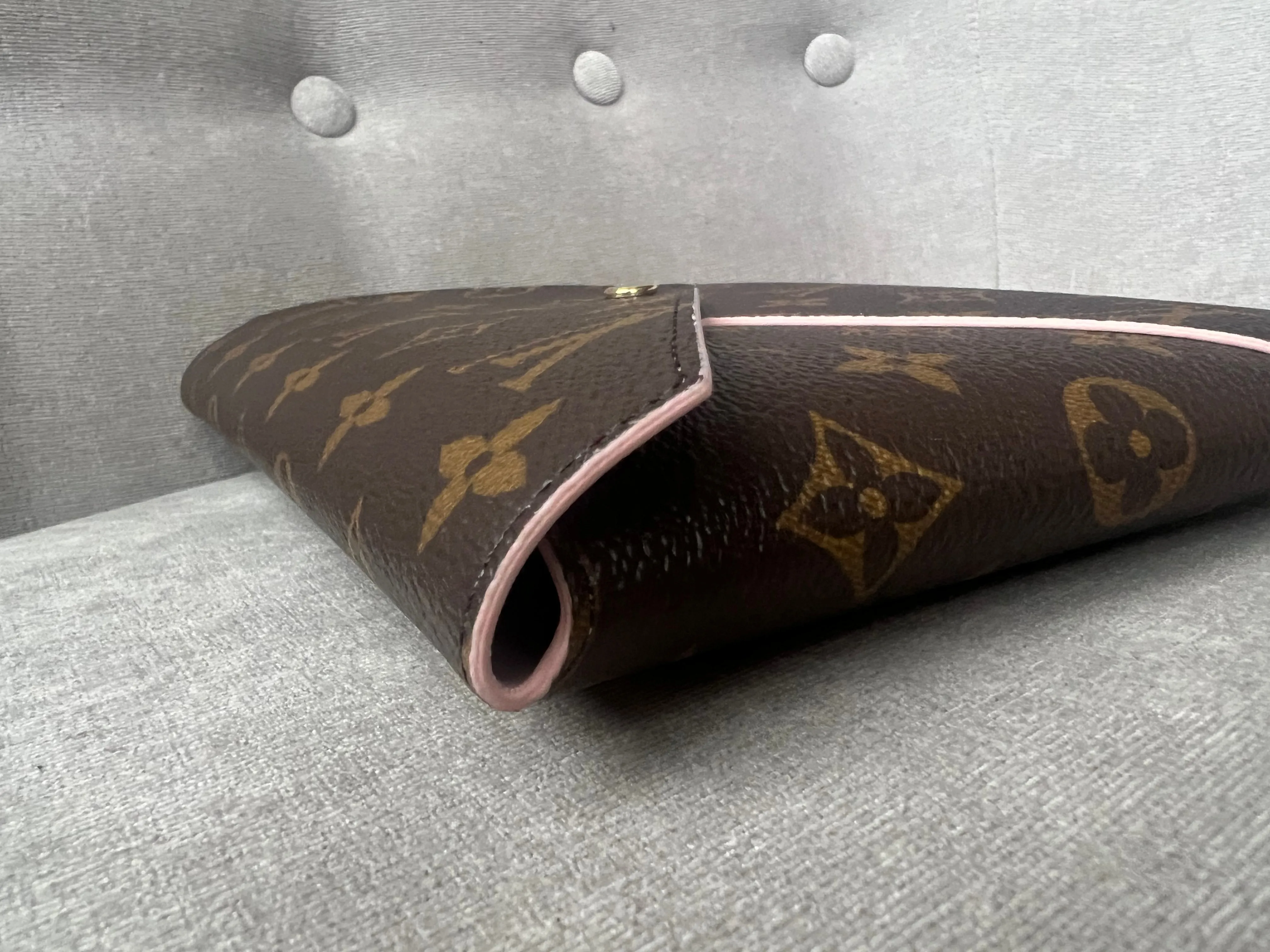 Trendy Inspired Louis Vuitton Large Kirigami Pouch Monogram
