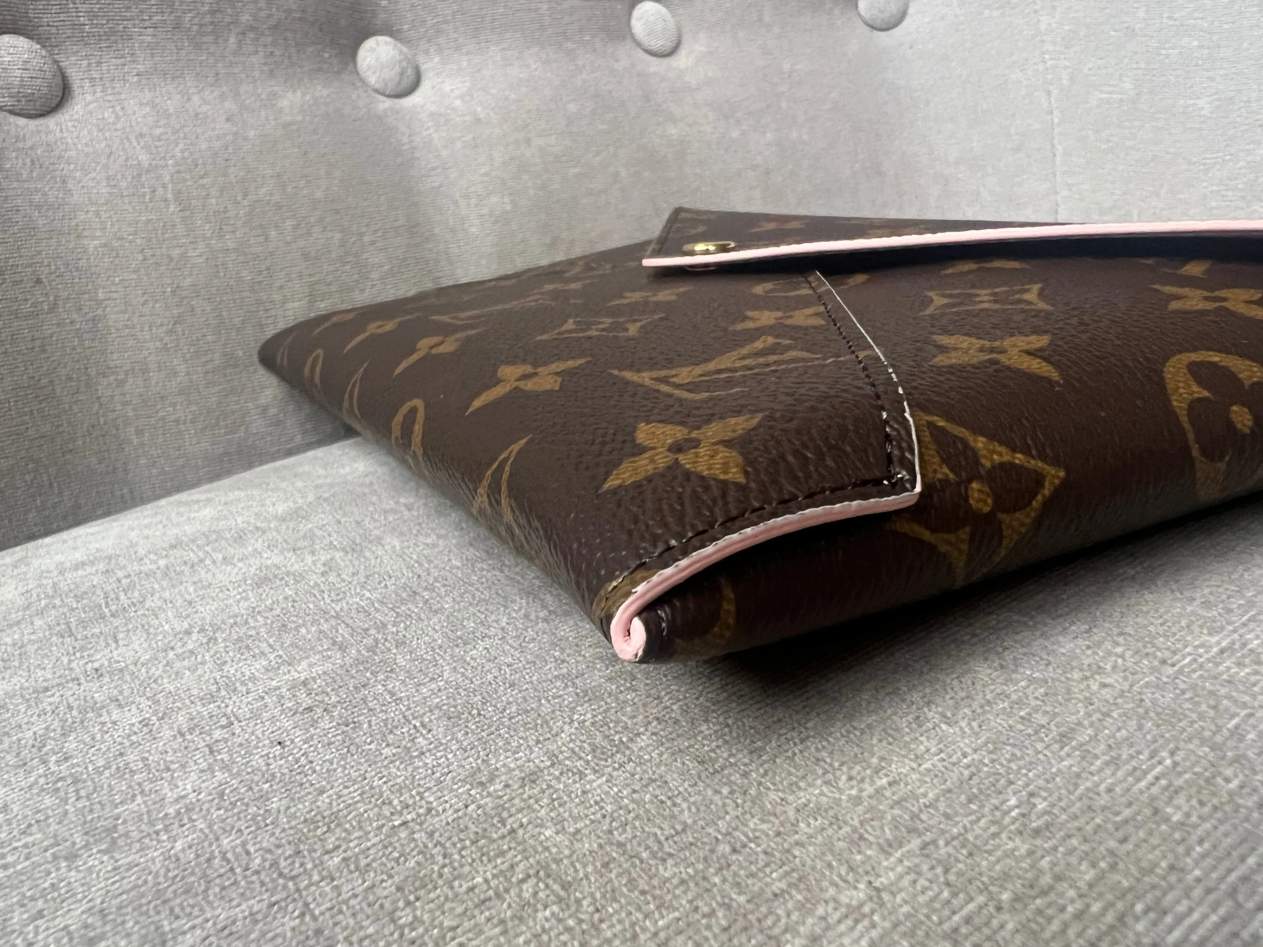 Trendy Inspired Louis Vuitton Large Kirigami Pouch Monogram