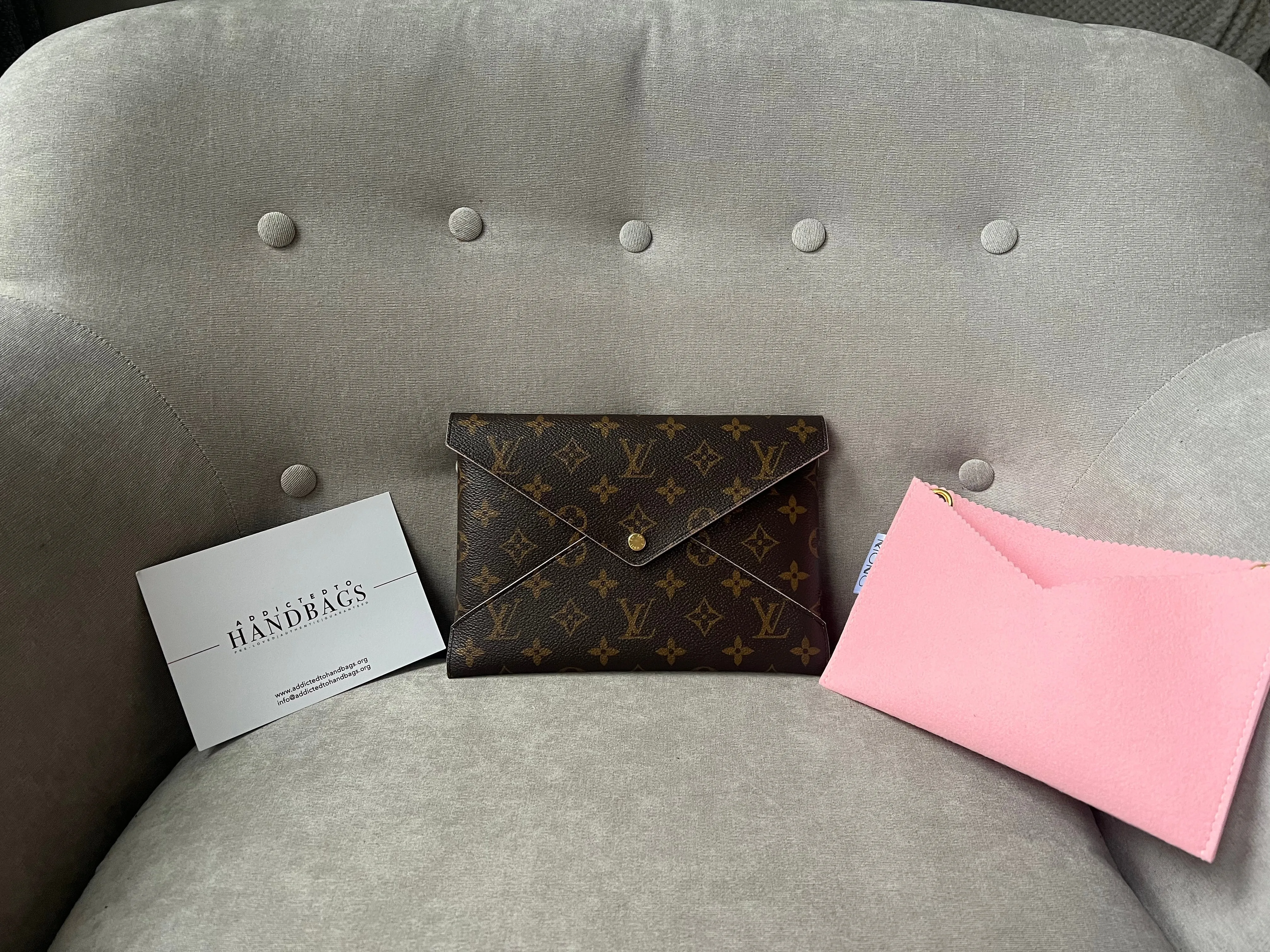 Trendy Inspired Louis Vuitton Large Kirigami Pouch Monogram