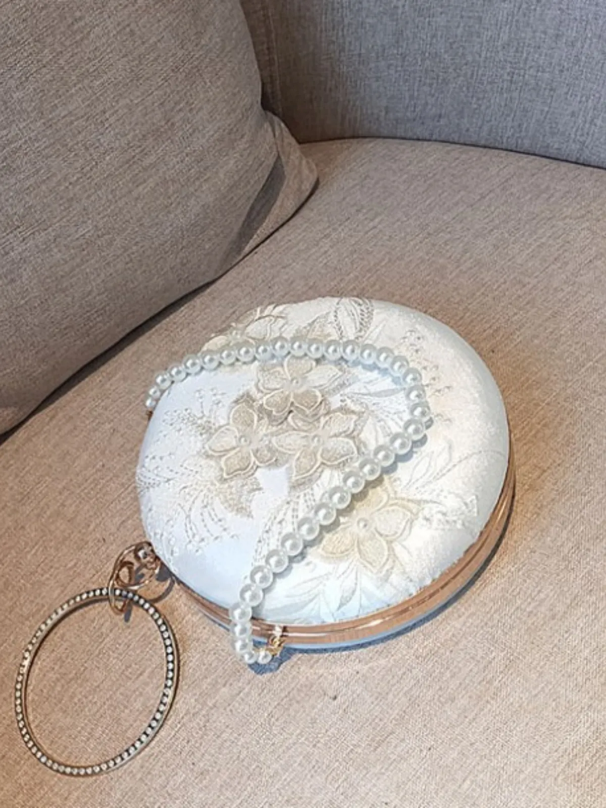 Vintage Chic Pearled Banquette Bag